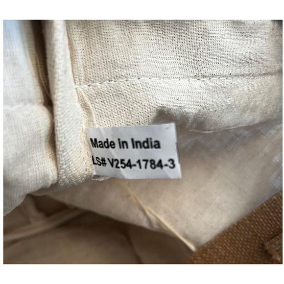 Disney Cruise Lines Castaway Club Tote 21"WX11"TallX7"Deep - Picture 6 of 6